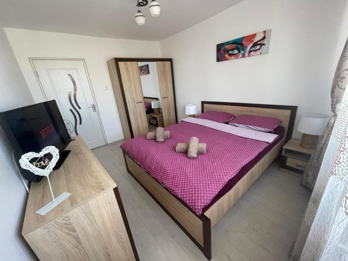 Elite Apartment Targoviste Exteriér fotografie
